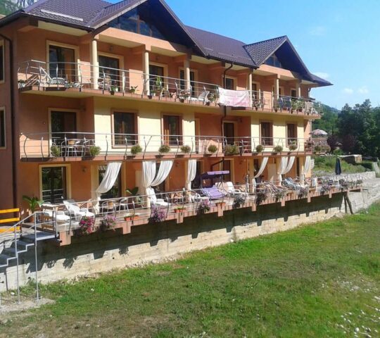 Pensiunea Camelia, Baile Herculane Pensiunea Camelia, Baile Herculane